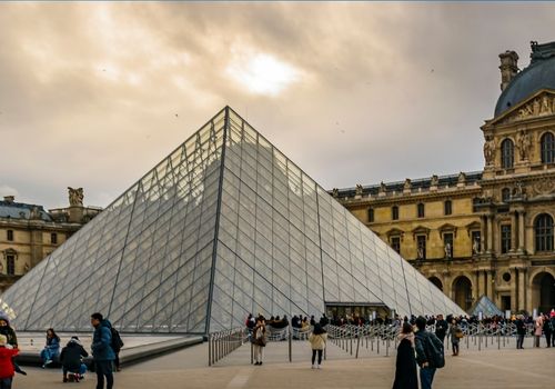 Louvre Museum
