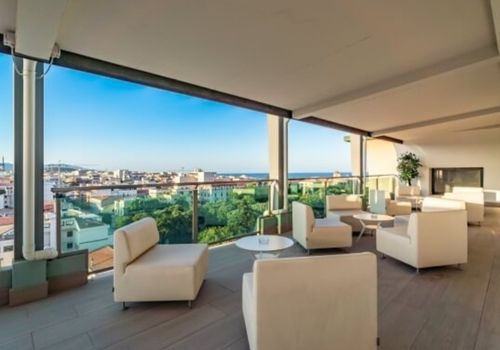 Blau SkyBar